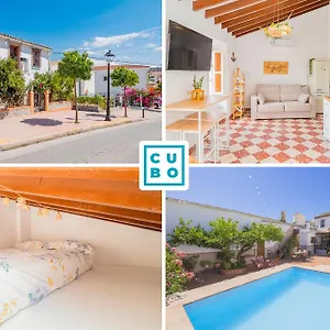 Cubo's Estudio Noches De Luna B & Pool Apartamento
